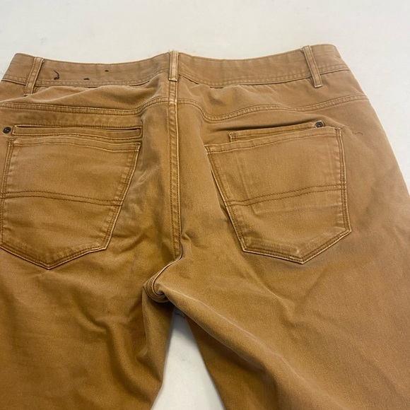 Men’s chinos - Picture 2 of 3